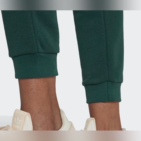 Adidas Color Essentials Fleece Slim Joggers Women Size Small - Picture 13 of 13